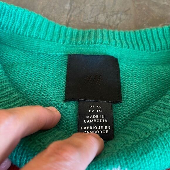 H&M Men’s Christmas knit Sweater size XL - Picture 5 of 11